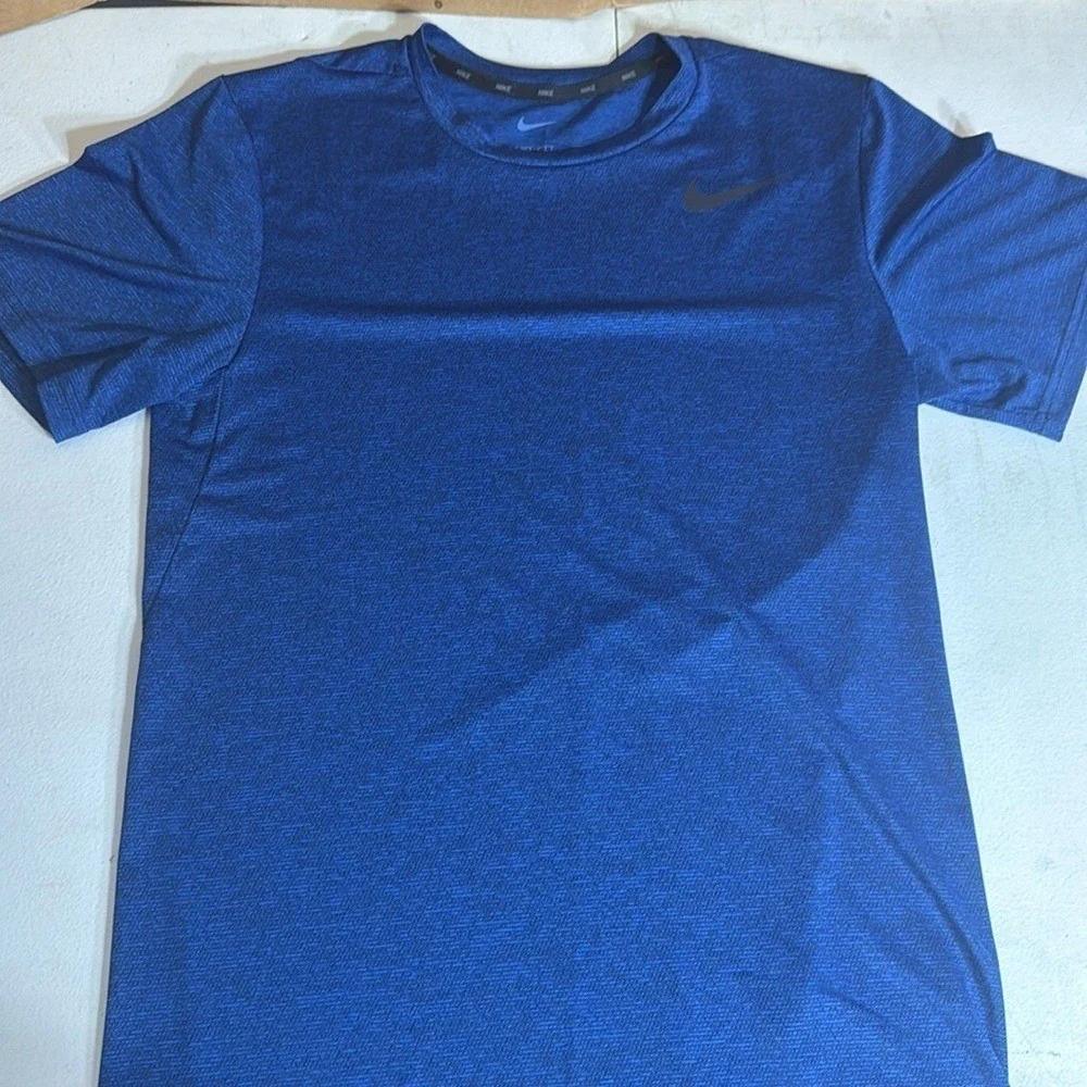 Nike Dri-Fit T-Shirts‎ men's S